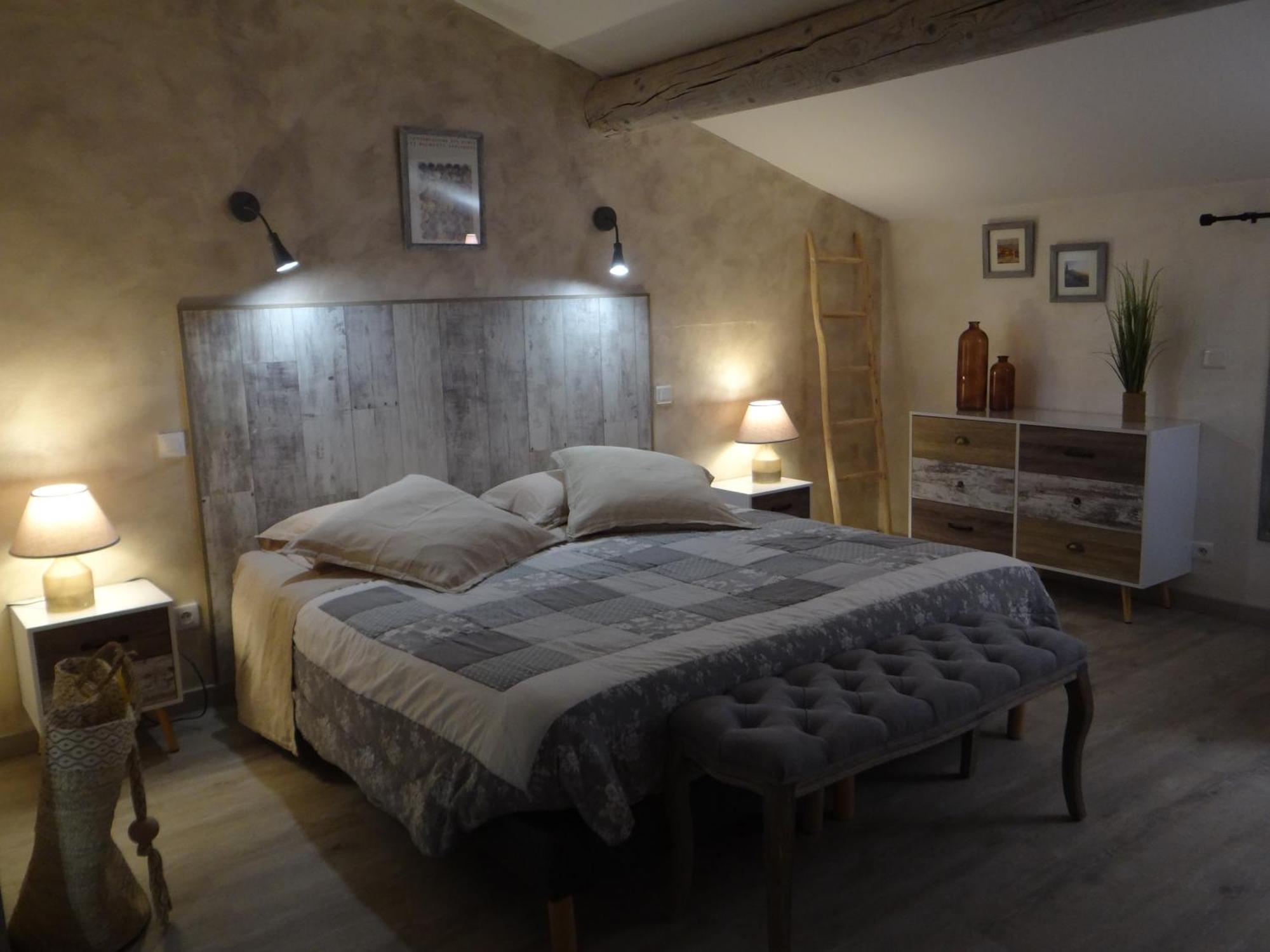 Mas Val-chenaie Bed & Breakfast